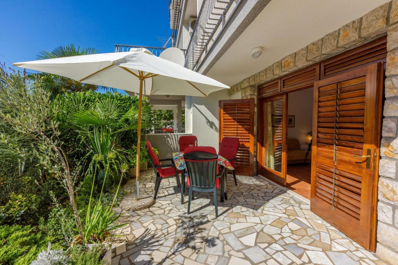 Apartments Loncaric Crikvenica Luaran gambar