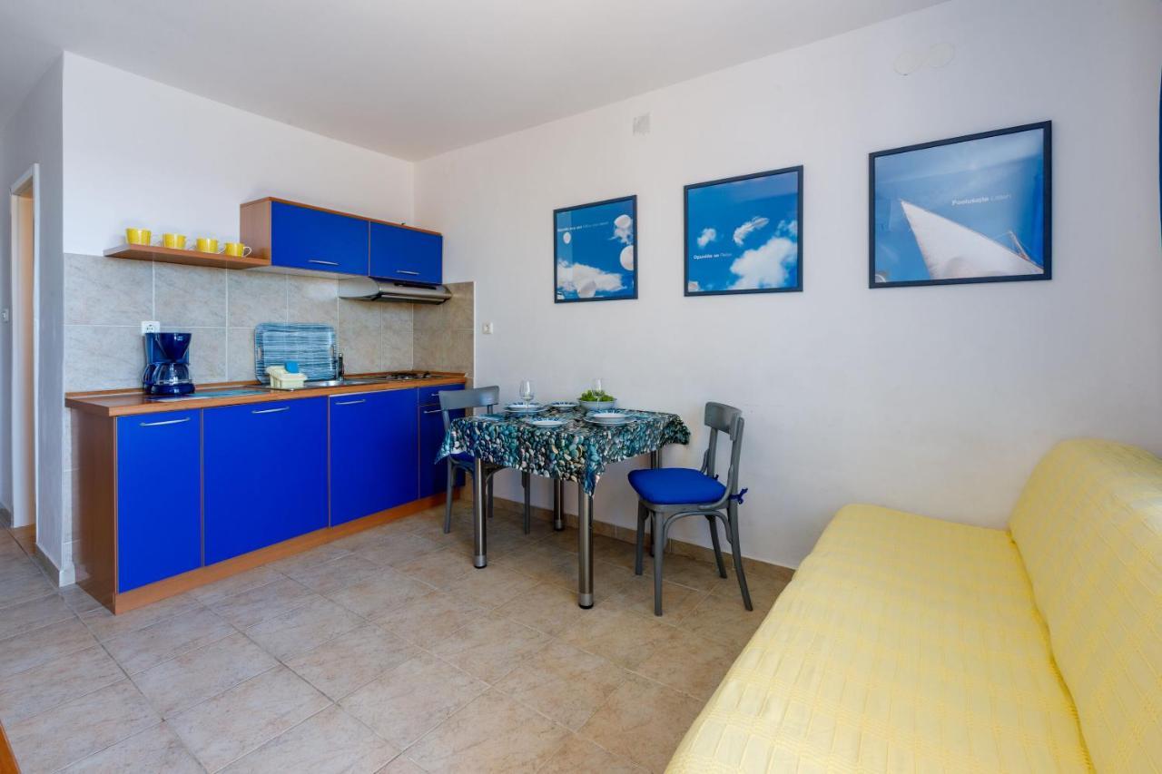 Apartments Loncaric Crikvenica Luaran gambar