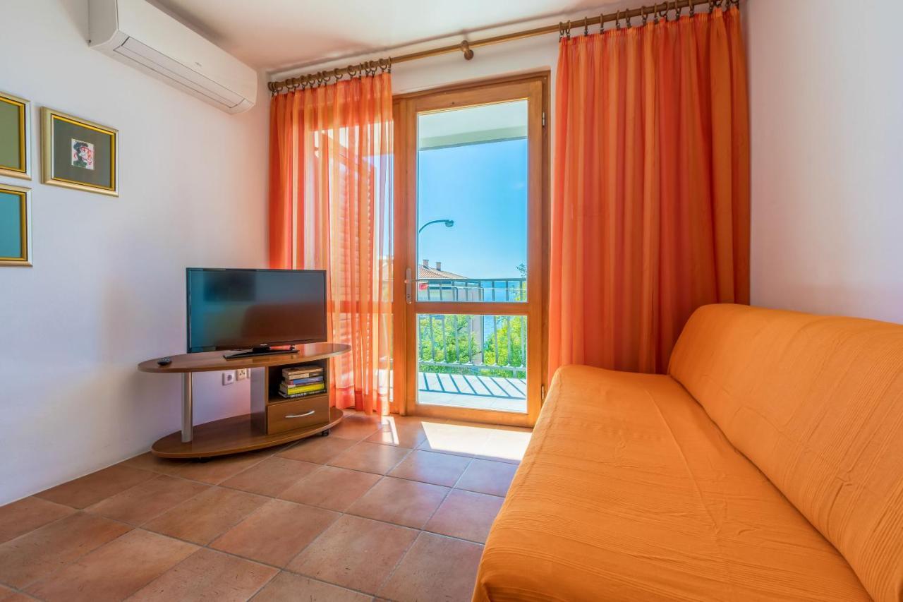 Apartments Loncaric Crikvenica Luaran gambar