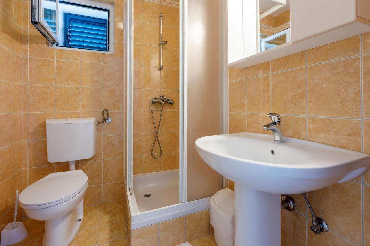 Apartments Loncaric Crikvenica Luaran gambar