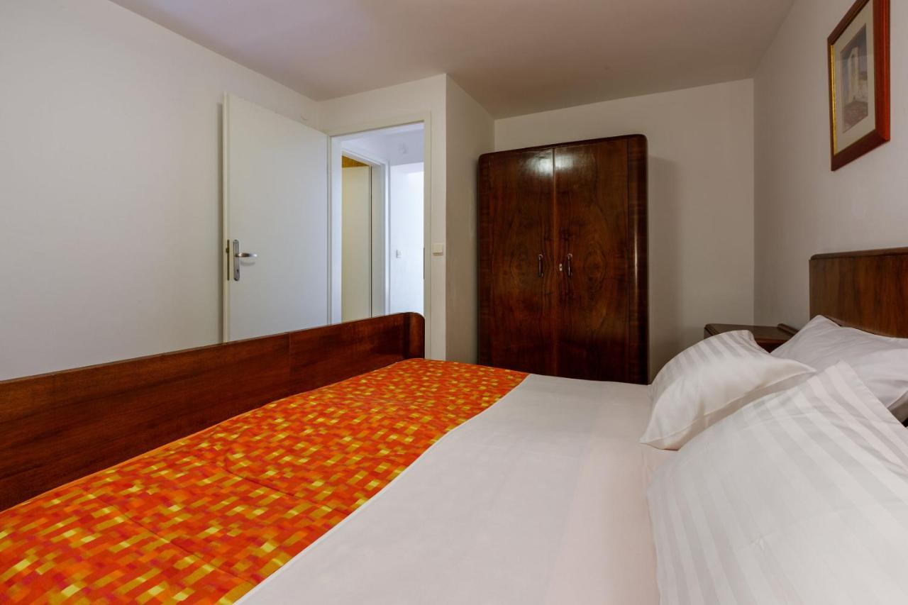 Apartments Loncaric Crikvenica Luaran gambar